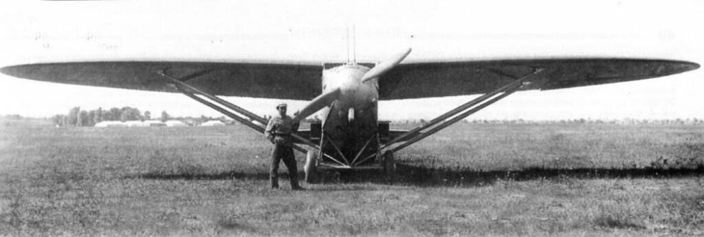 советский самолет